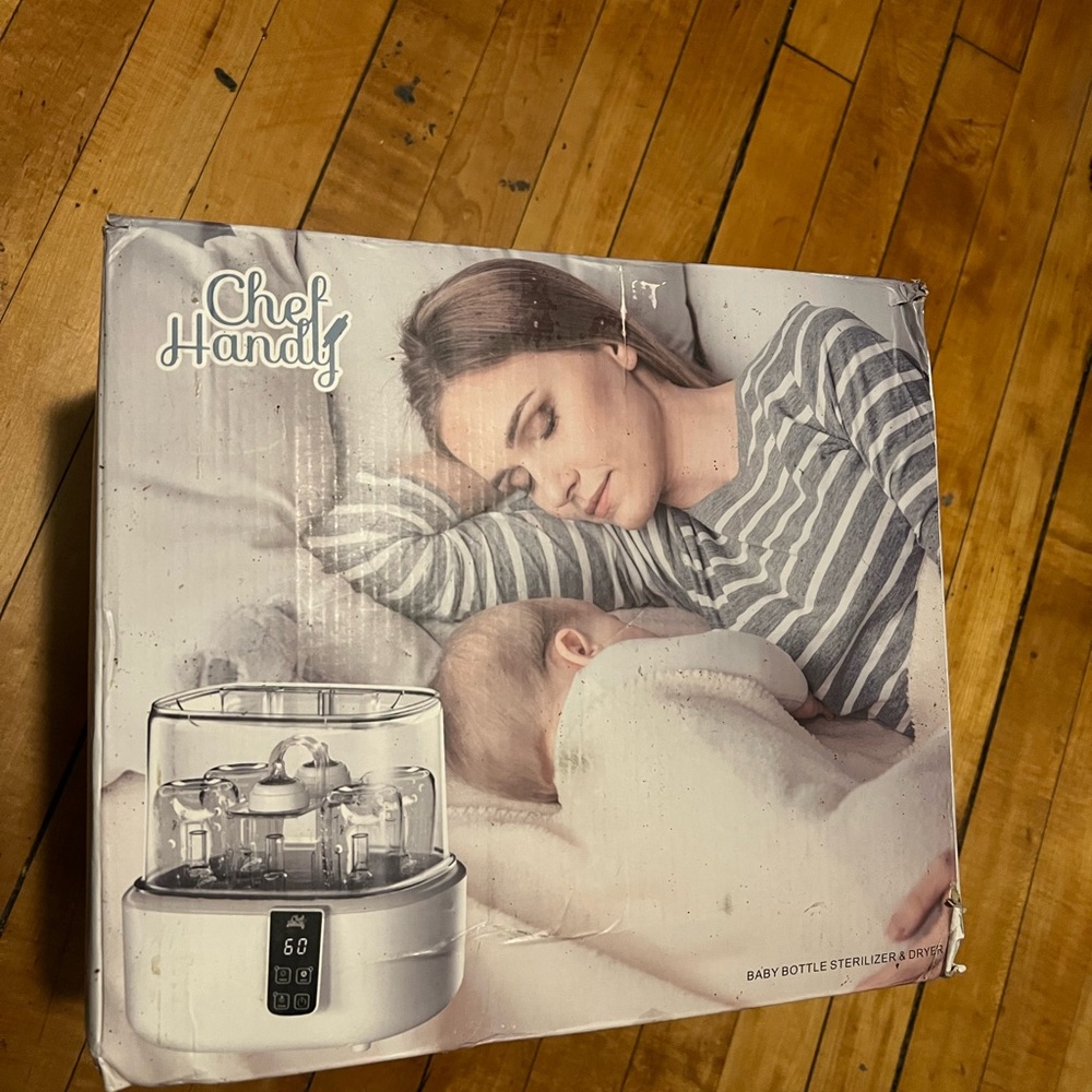 New in box Baby Bottle Sterilizer Dryer